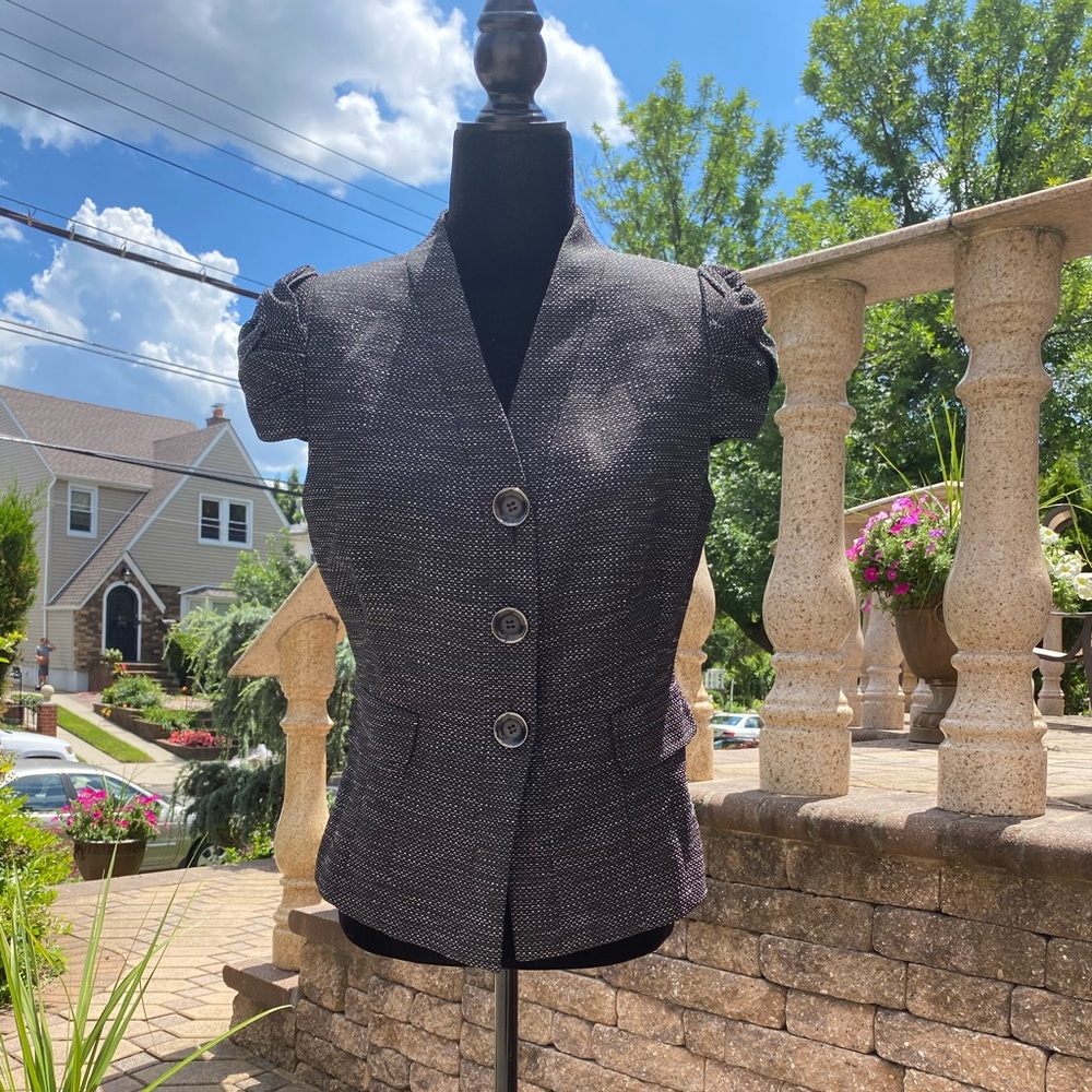 Tahari blazer